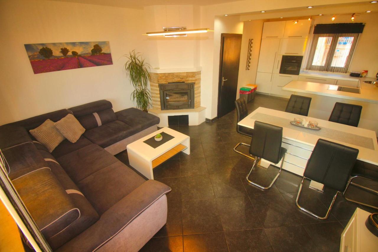 Apartment Martina Crikvenica Exterior foto