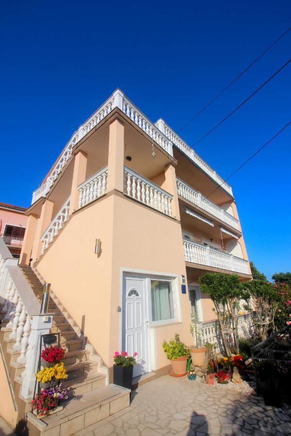 Apartment Martina Crikvenica Exterior foto
